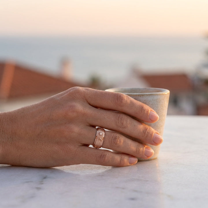 Solea Luna Spinner Ring