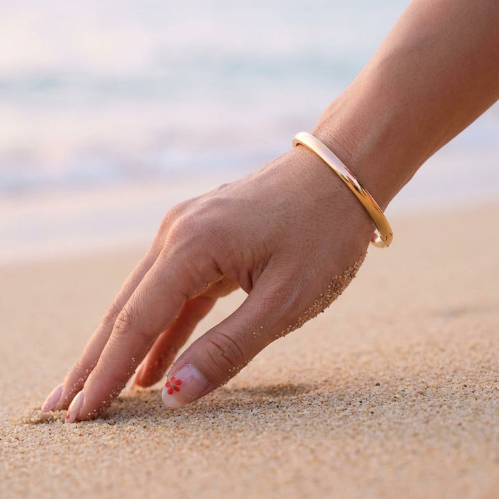 Valora Solid Cuff