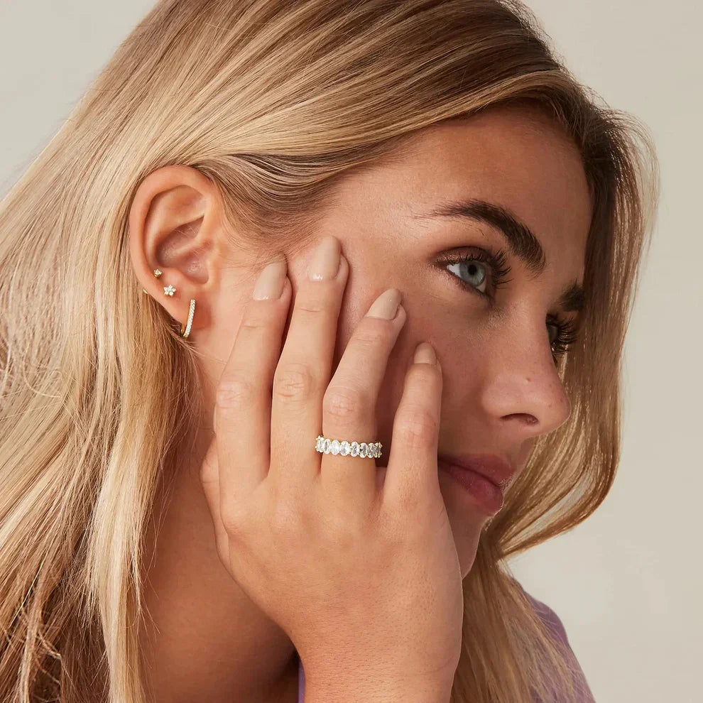 Antonia Pavé Ring