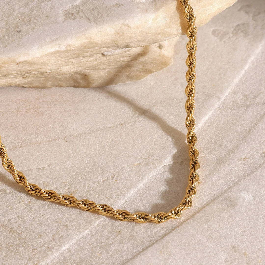 Raphaela Layer Necklace