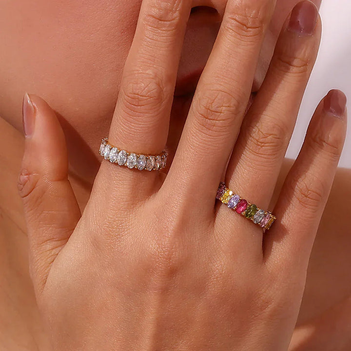 Antonia Pavé Ring