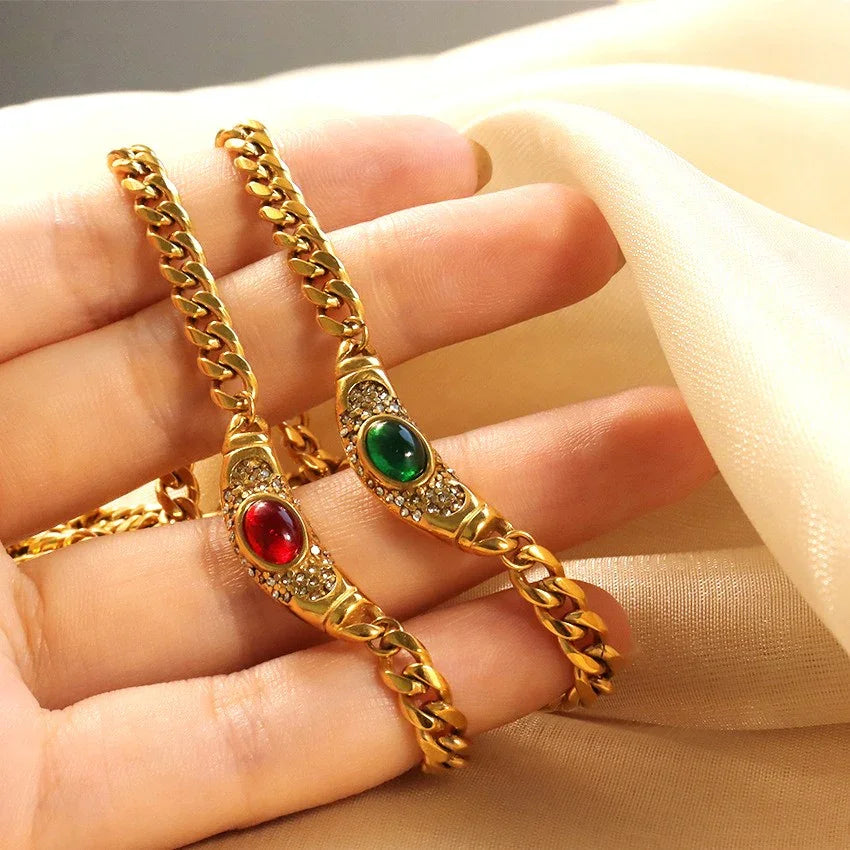 Isabella Vintage Necklace
