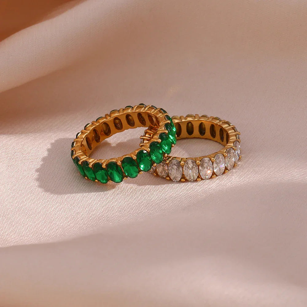 Antonia Pavé Ring
