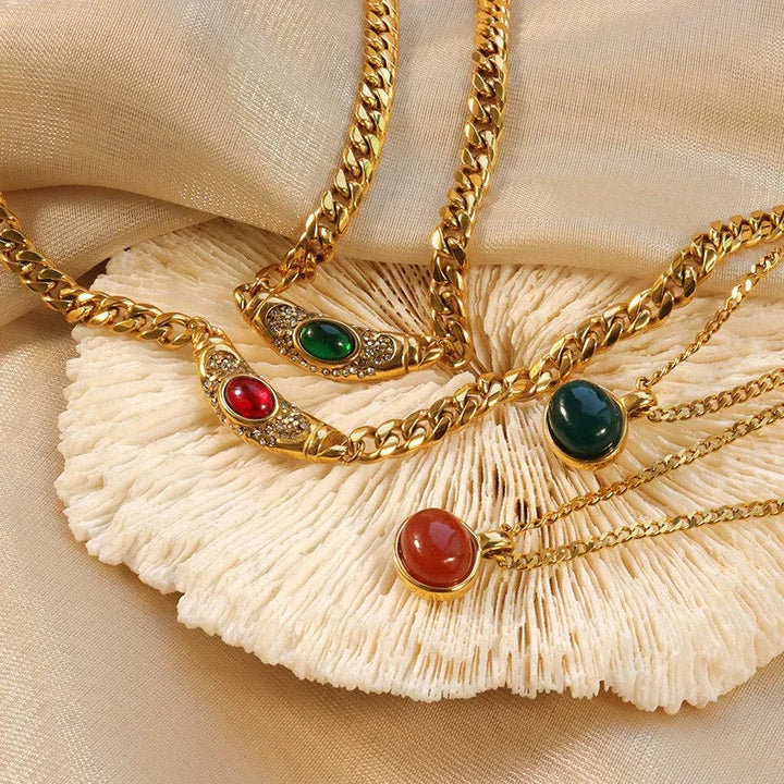Isabella Vintage Necklace